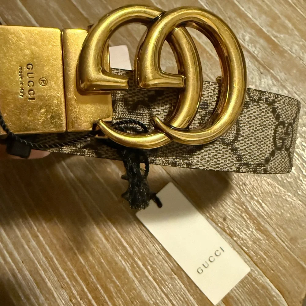 Gucci reversible Gold and Gray kids Belt